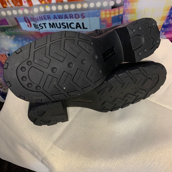 **SOLD**. Covington Ladies Ankle Boots *Brand New* - Picture 4 of 4